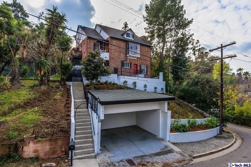 1145 Oneonta, Los Angeles, CA 90065