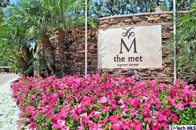 5565 Canoga #113, Woodland Hills, CA 91367