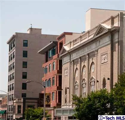 125 Raymond #207, Pasadena, CA 91103
