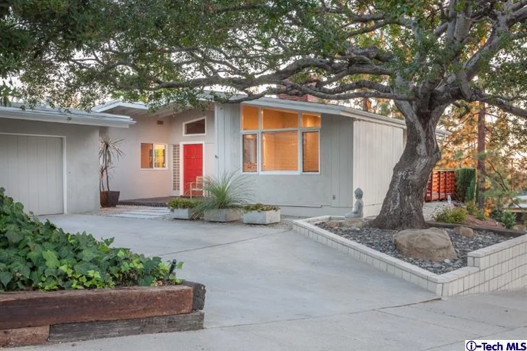 260 Glenullen, Pasadena, CA 91105