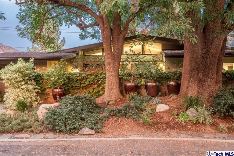 522 Michillinda, Sierra Madre, CA 91024
