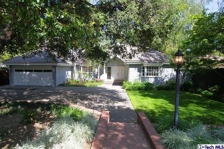 4210 Beulah, La Canada Flintridge, CA 91011