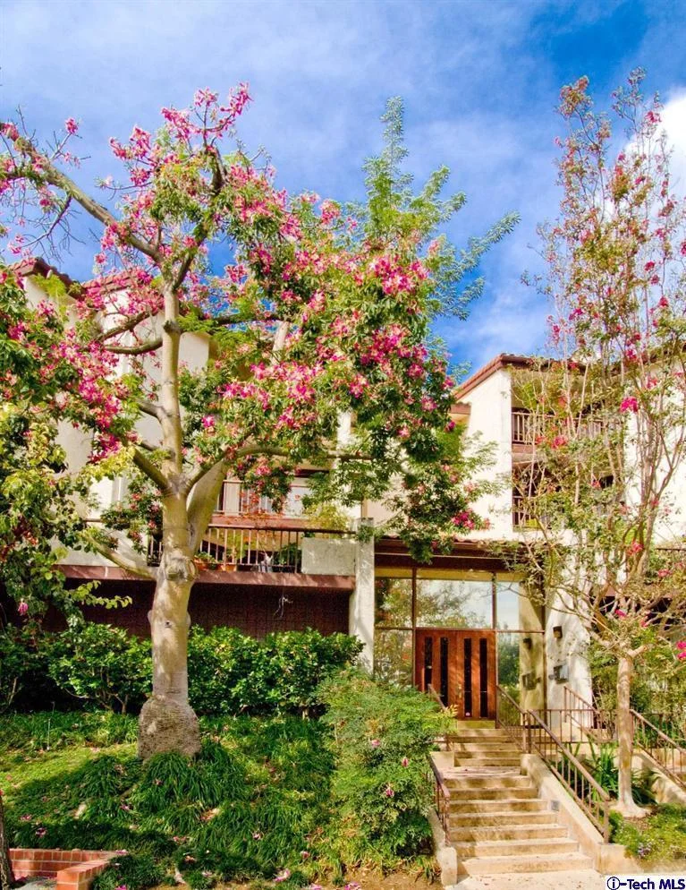 4210 Via Arbolada #119, Los Angeles, CA 90042