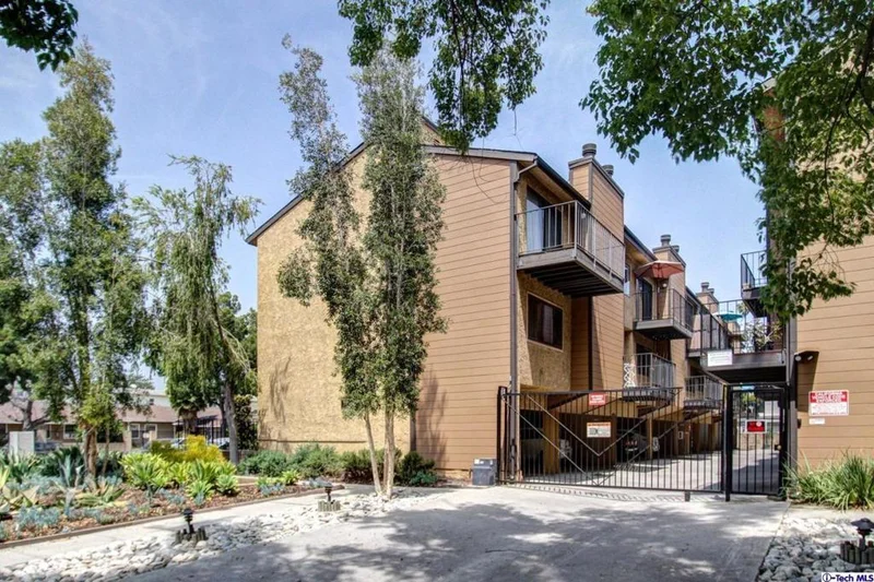 104 Wilson #11, Pasadena, CA 91106