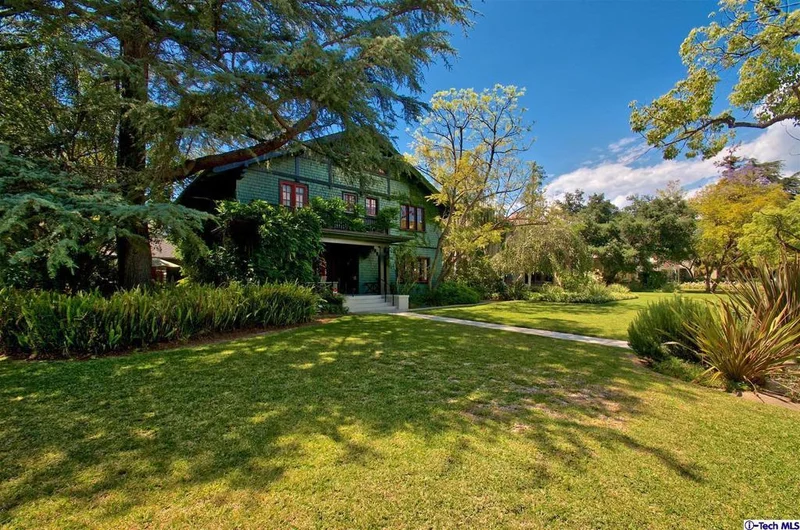 895 Madison, Pasadena, CA 91106
