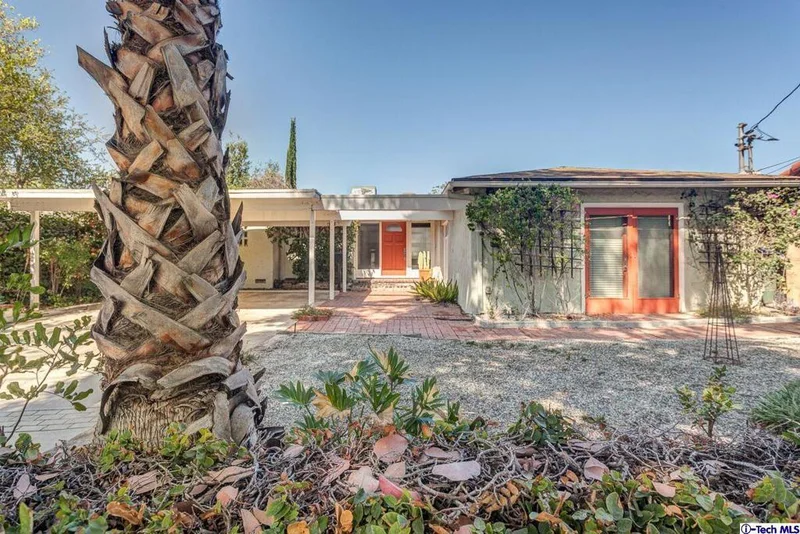 1147 Wotkyns, Pasadena, CA 91103