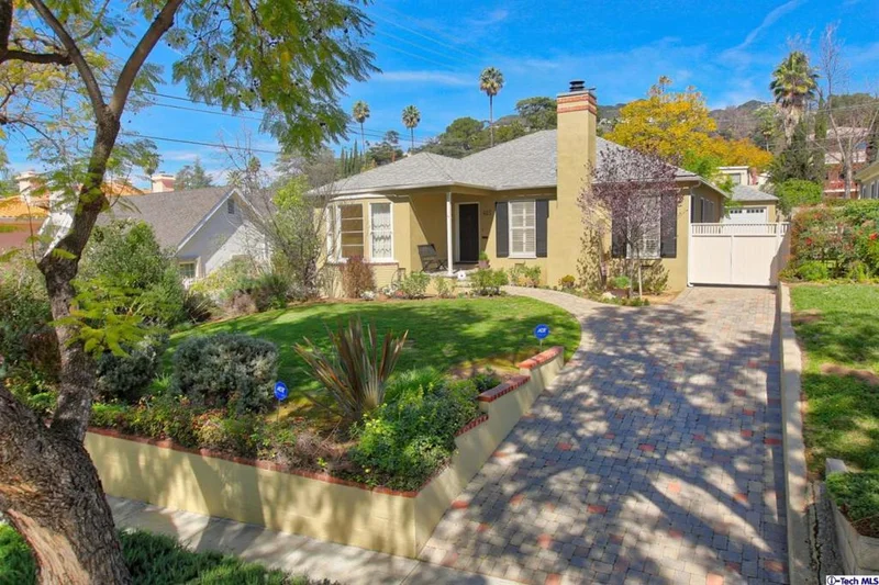 425 Randolph, Glendale, CA 91207