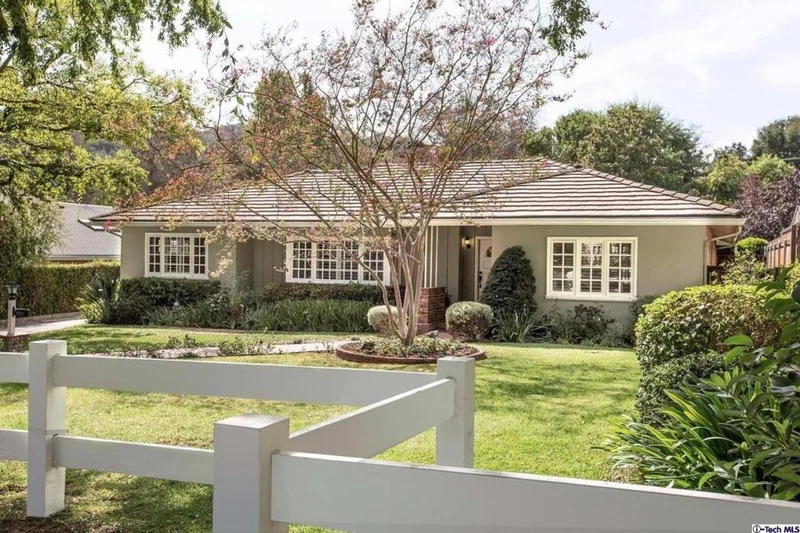 4333 Chevy Chase, La Canada Flintridge, CA 91011