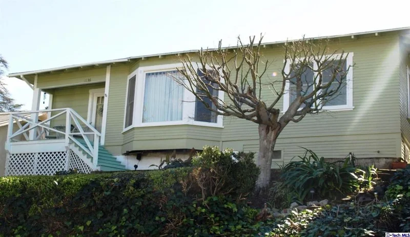 1136 Scofield, Glendale, CA 91205