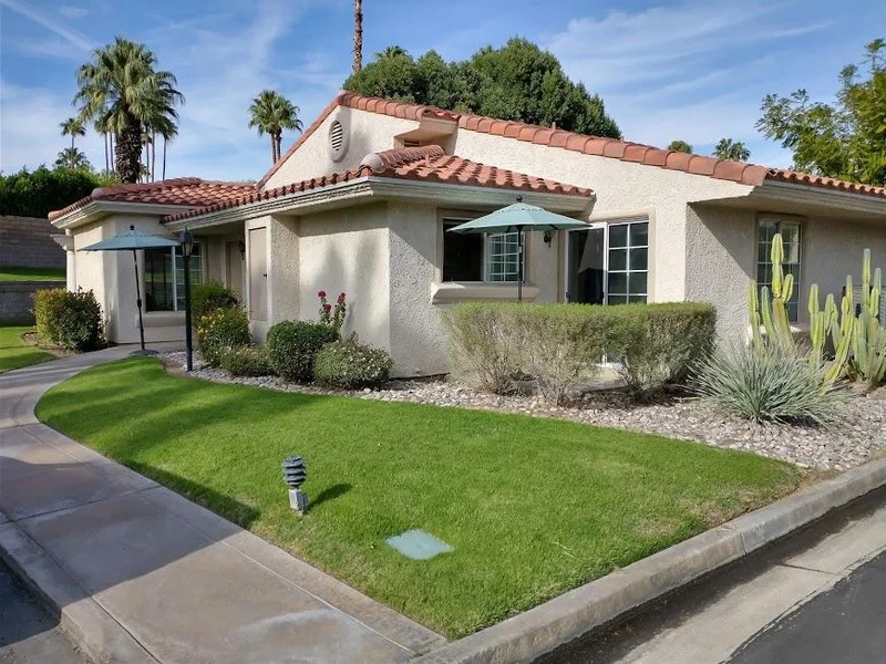 2701 Mesquite #L53, Palm Springs, CA 92264
