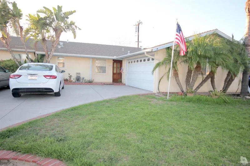 2271 Mono, Oxnard, CA 93036
