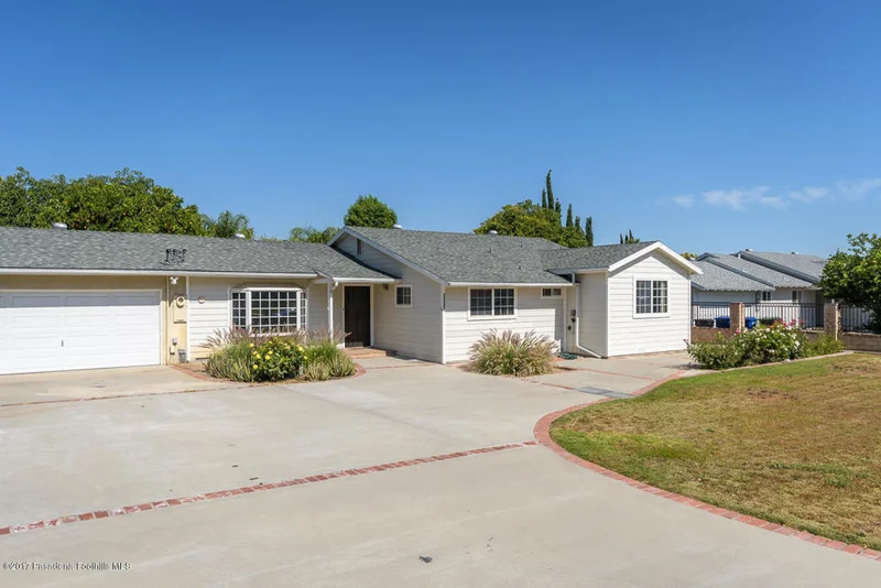 10020 Lurline, Chatsworth, CA 91311