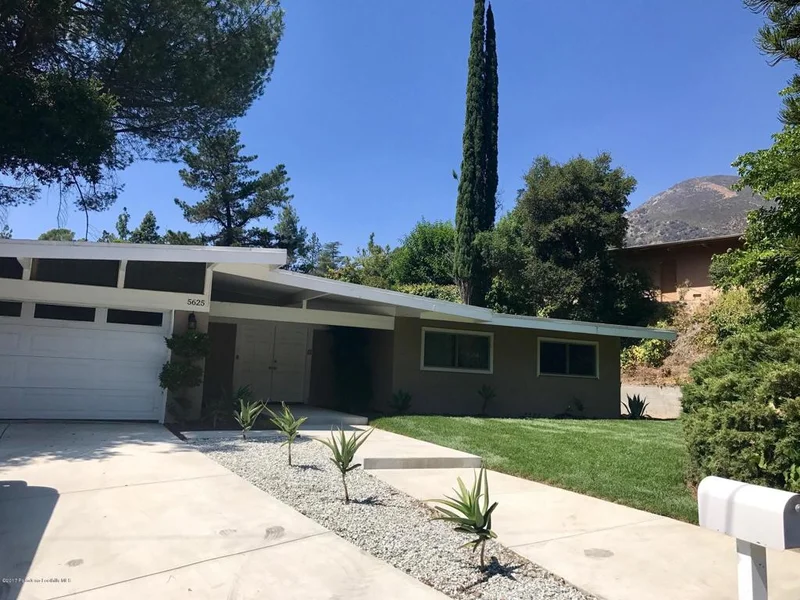 5625 Ocean View Boulevard, La Canada Flintridge, CA 91011