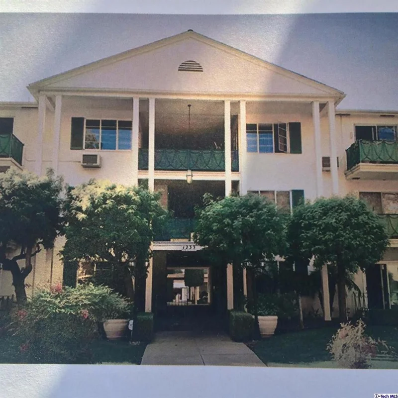 1231 Columbus #1B, Glendale, CA 91202