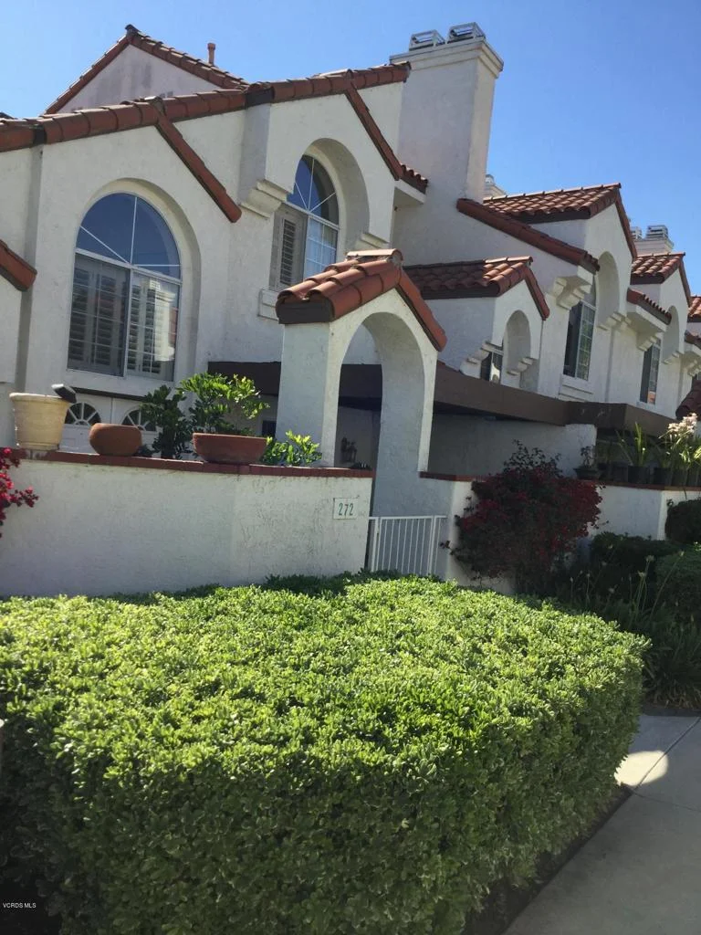272 Camino Toluca, Camarillo, CA 93010