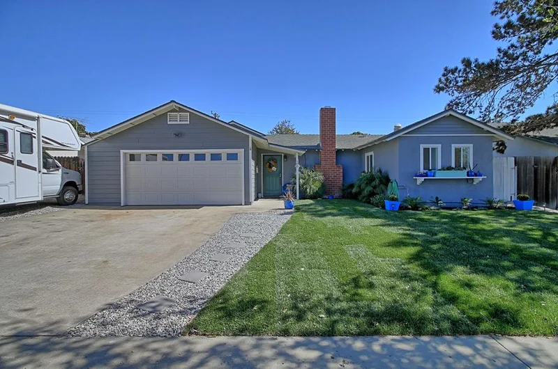 100 Loyola, Ventura, CA 93003