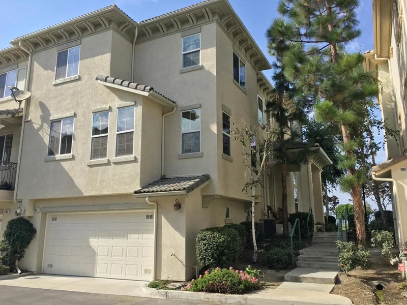 1241 Bayside, Oxnard, CA 93035