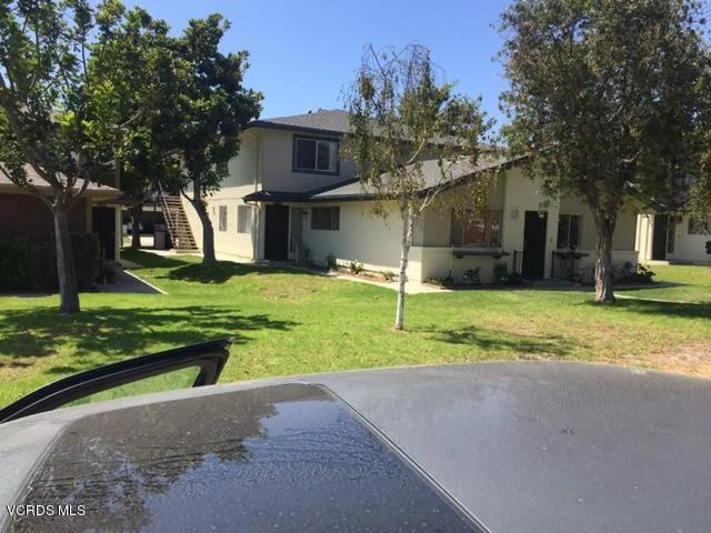 1177 Chalmette, Ventura, CA 93003