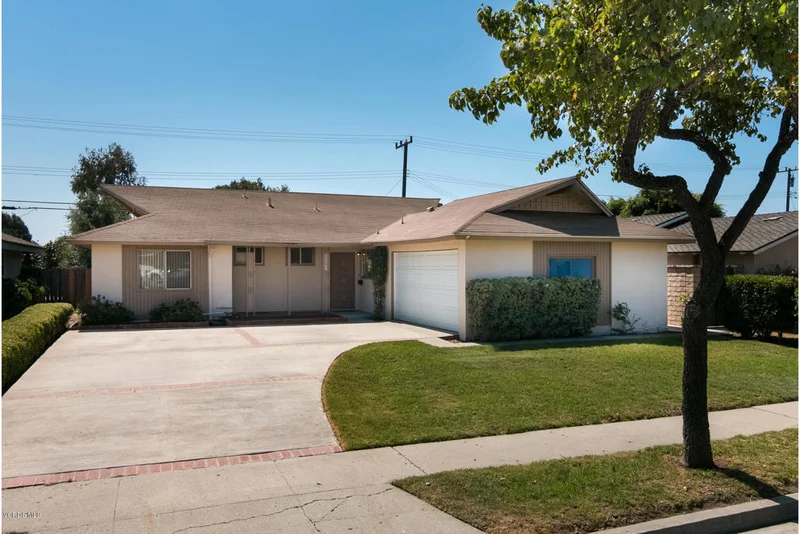 8802 Neath, Ventura, CA 93004