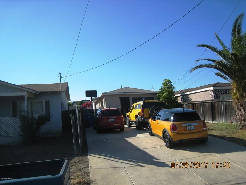 11445 Aster, Ventura, CA 93004