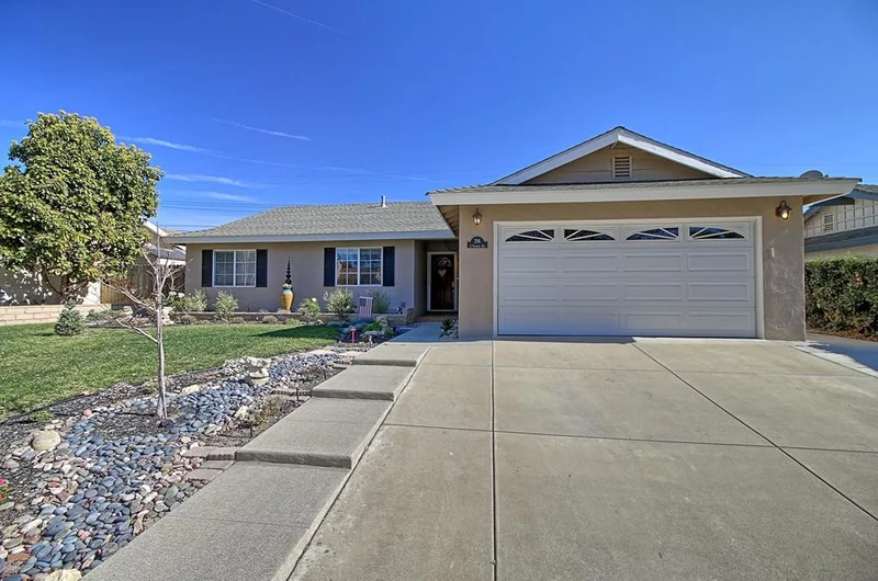 296 Crocker, Ventura, CA 93004