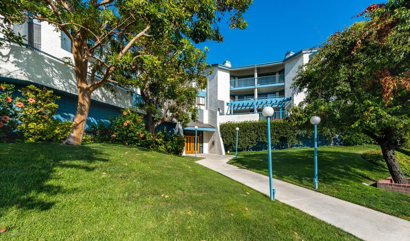 4260 Via Arbolada #313, Los Angeles, CA 90042