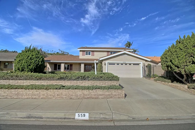 559 Calle Higuera, Camarillo, CA 93010