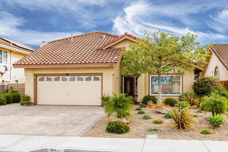 886 Via Pacheco, Camarillo, CA 93012