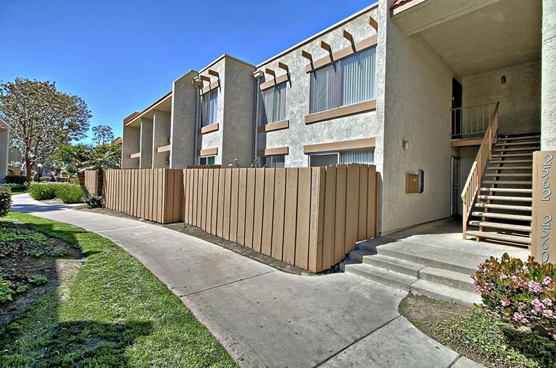 2556 Bolker #2556, Port Hueneme, CA 93041