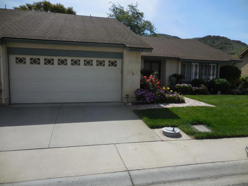 42042 Village 42, Camarillo, CA 93012