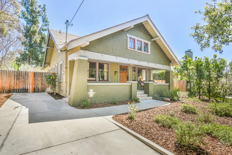 1158 Mar Vista, Pasadena, CA 91104