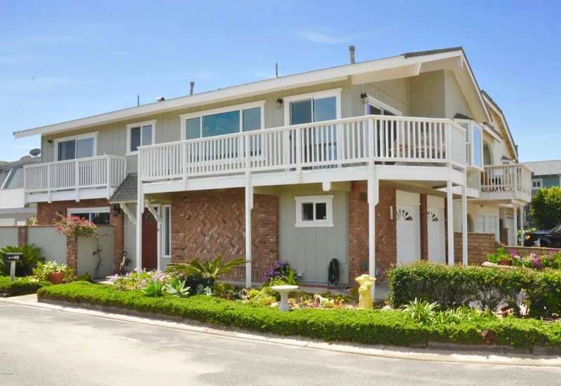 116 La Granada, Oxnard, CA 93035