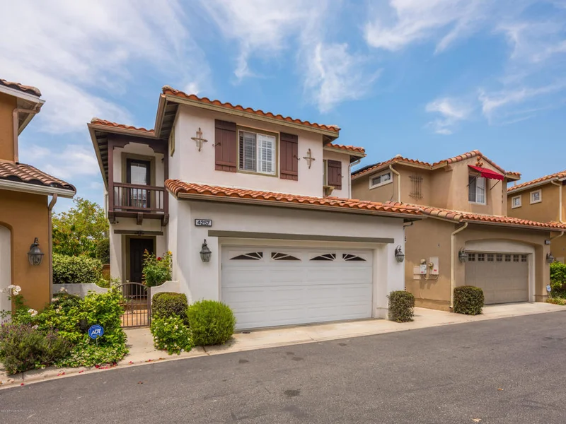 4257 Via Arbolada, Los Angeles, CA 90042