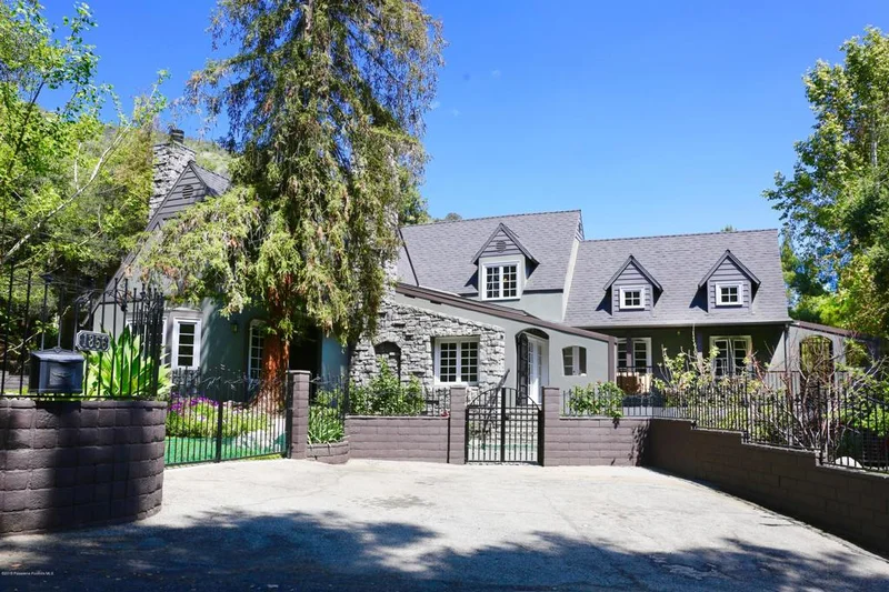 1856 Pasadena Glen, Pasadena, CA 91107