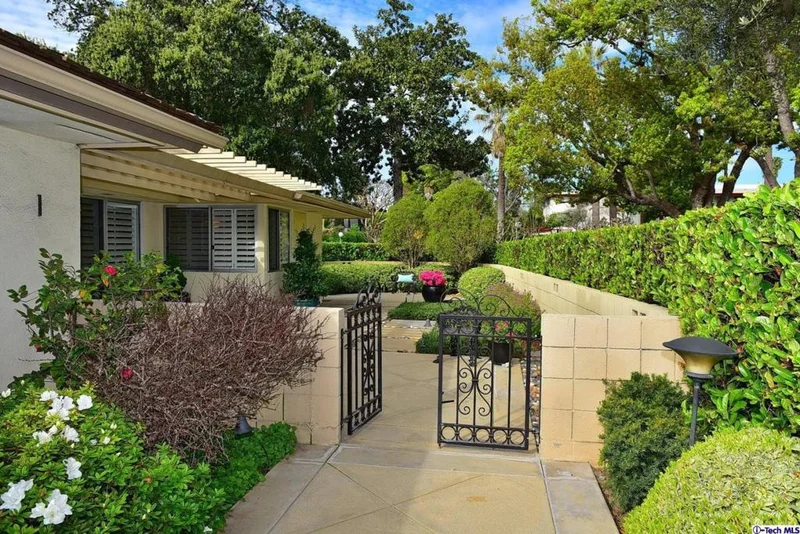 1040 Orange Grove #1, Pasadena, CA 91105