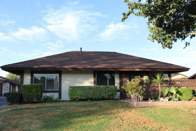 4260 Kingsbury, Riverside, CA 92503