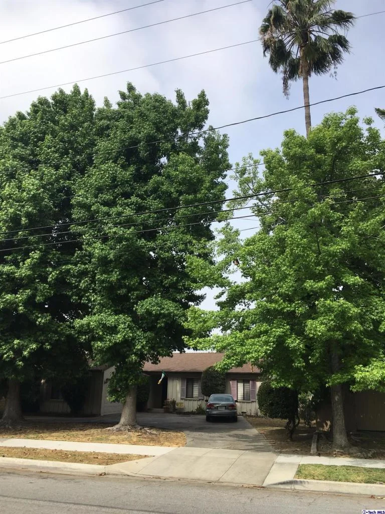 1037 10th, Arcadia, CA 91006
