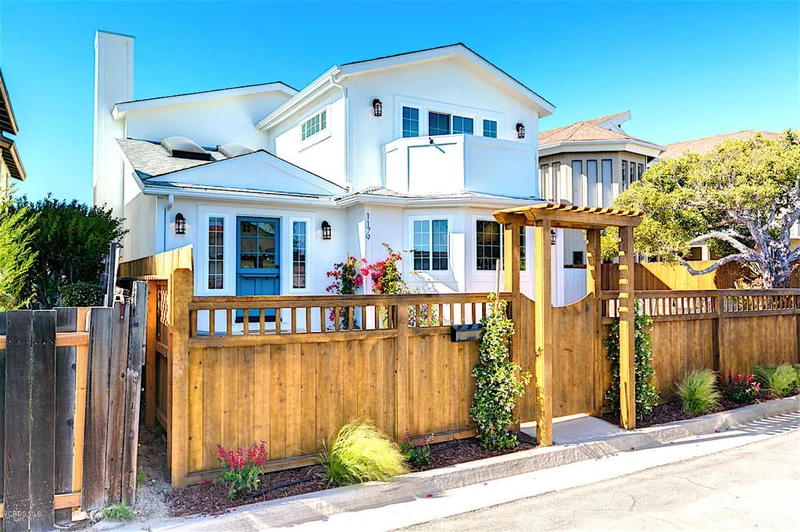 1179 New Bedford, Ventura, CA 93001