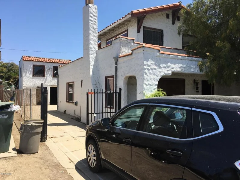 91 Lewis, Ventura, CA 93001