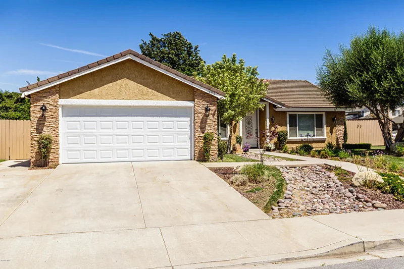 452 Fallen Leaf, Camarillo, CA 93012