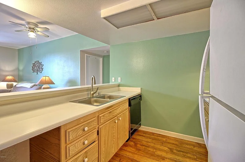 865 B #N1, Oxnard, CA 93030