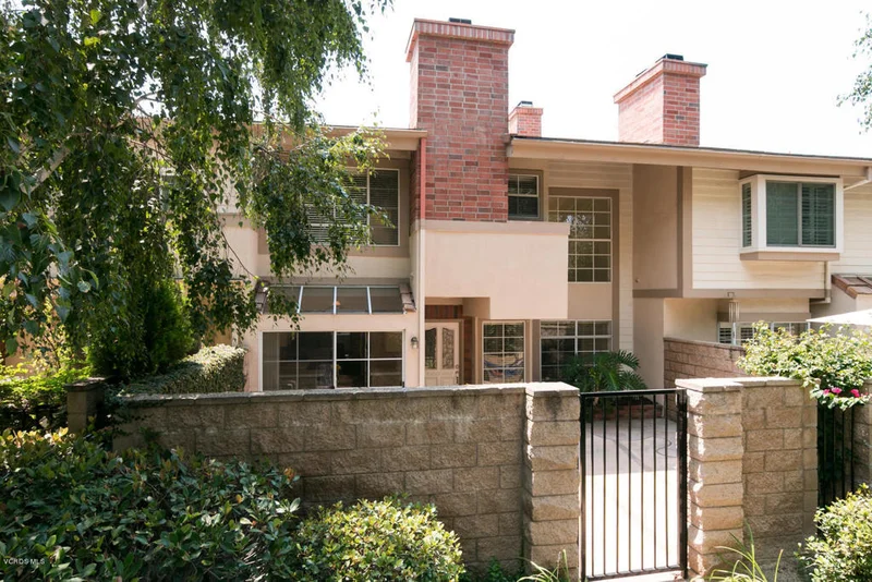 19 Greenmeadow, Newbury Park, CA 91320