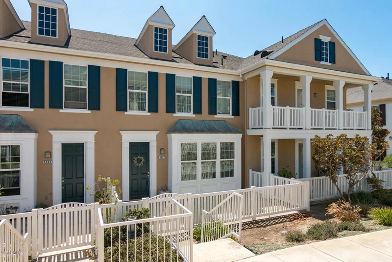 5567 Brubeck, Ventura, CA 93003