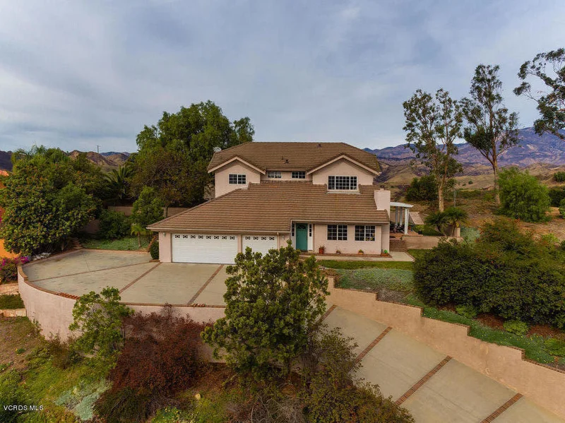 425 Monte Vista, Santa Paula, CA 93060