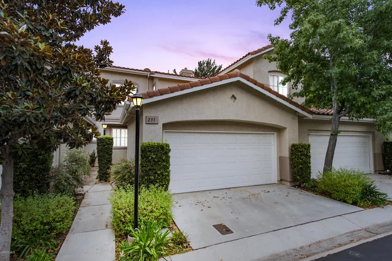 231 Calle Orovista, Camarillo, CA 93012