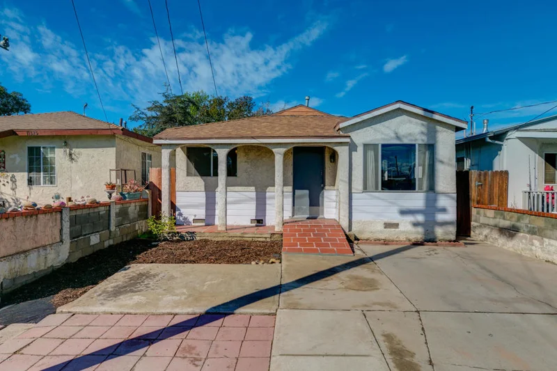 11339 Aster, Ventura, CA 93004