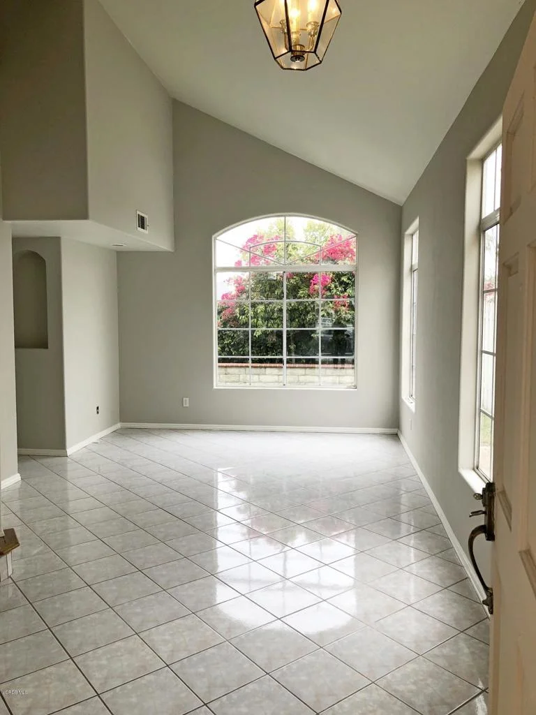 550 Clipper, Oxnard, CA 93033