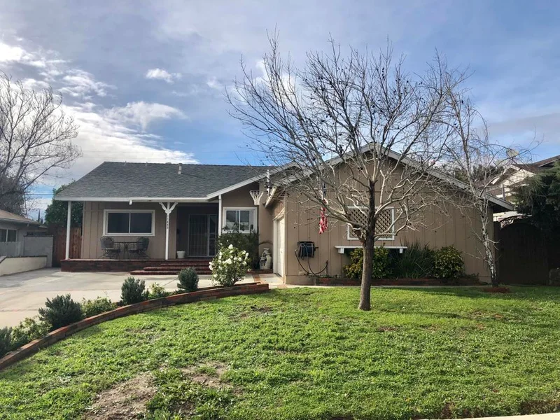 11445 Sophia, Granada Hills, CA 91344