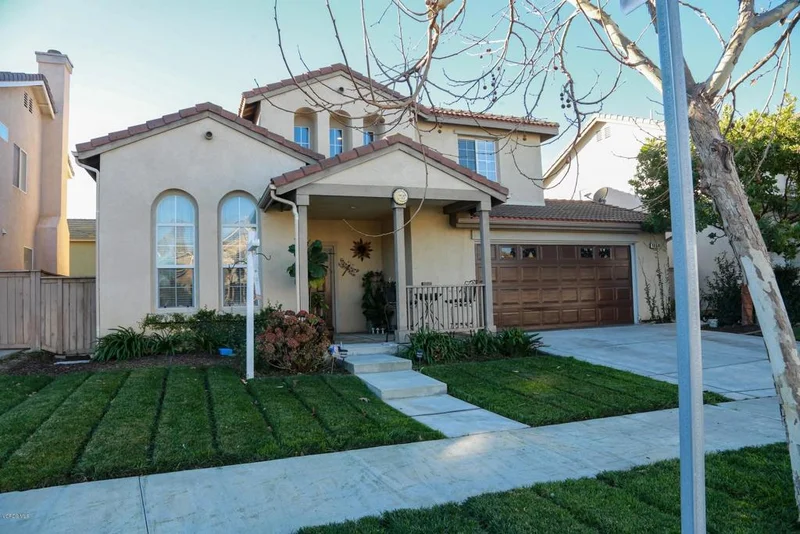 908 Navito, Oxnard, CA 93030