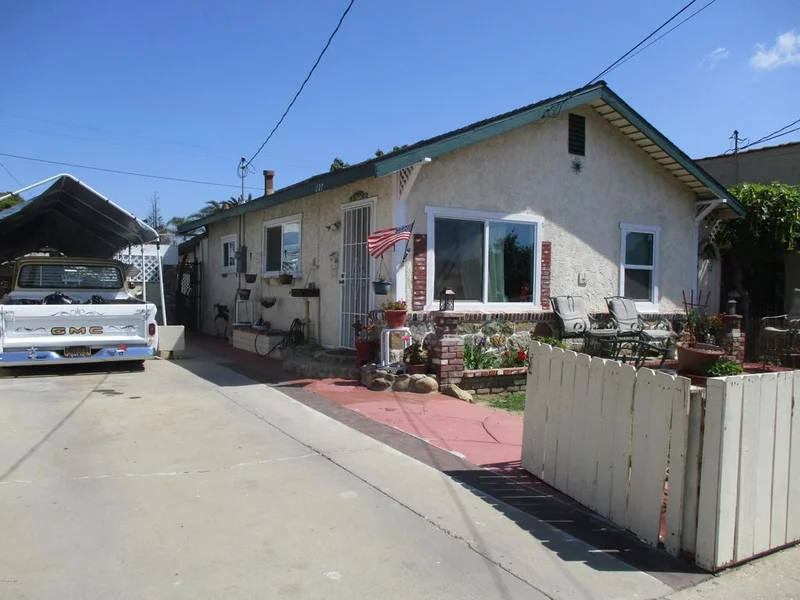 227 7th, Santa Paula, CA 93060